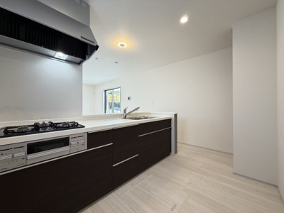 【キッチン】 | うるま市田場（全4棟）3号棟 | 3号棟　使いやすいシステムキッチン♪