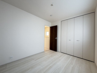 【洋室】 | うるま市田場（全4棟）3号棟 | 3号棟　洋室5帖＋CL付き♪