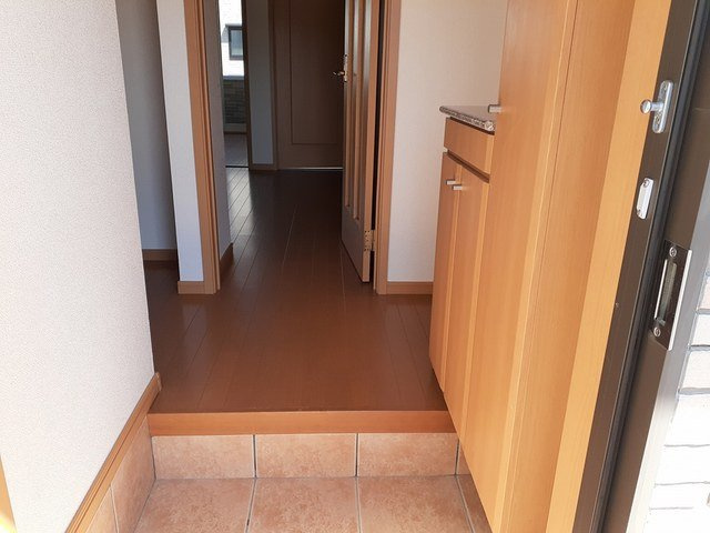 グレイスフル　ガーデンの玄関