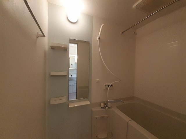 グレイスフル　ガーデンの浴室