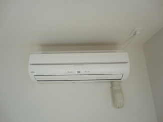 【設備】 | Ａｒｔ　Ｑｕｅｅｎ | LDKにはエアコン付き