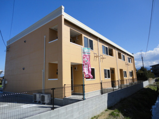 【外観】 | Ａｒｔ　Ｑｕｅｅｎ | 外観写真（昼）