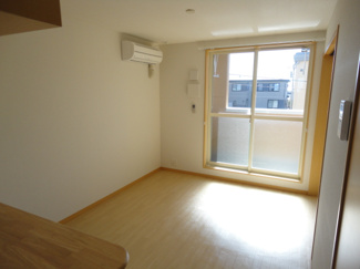 【設備】 | Ａｒｔ　Ｑｕｅｅｎ | エアコン付きLDK