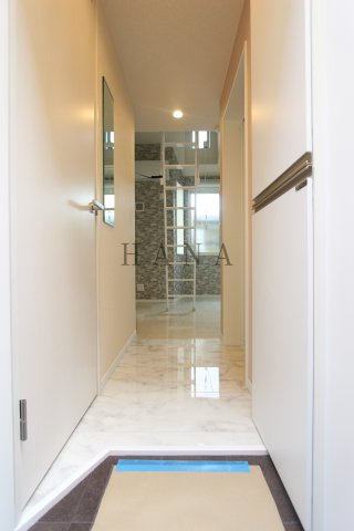 ユナイト日ノ出ルモンドの玄関