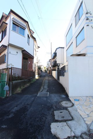 ユナイト生田マドンナストリートの周辺