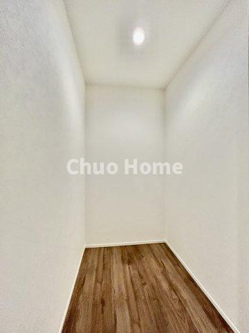 足立区佐野2丁目中古住宅の収納|納戸