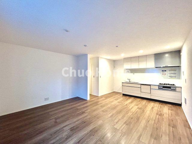 足立区佐野2丁目中古住宅のキッチン|ダイニングキッチン