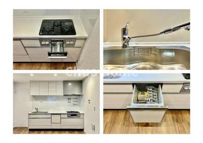 【キッチン】 | 足立区佐野2丁目中古住宅 | 【システムキッチン】ワイドで収納豊富な使い勝手の良いカウンターキッチンには、食洗器や伸縮タイプのキッチン水栓、三ツ口コンロ・魚焼きグリルなどの便利な設備が標準完備されています。