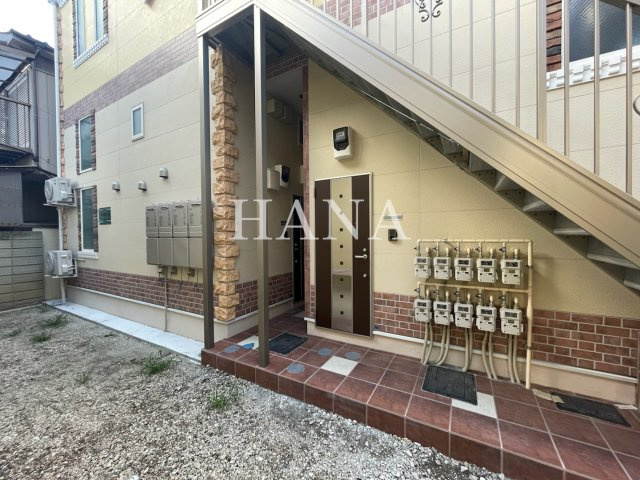 ユナイト生麦ジョルジオのエントランス