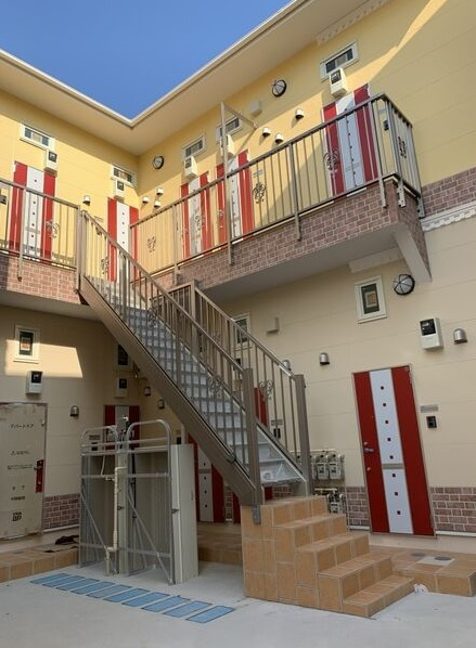 ユナイト久地モーパッサンの外観