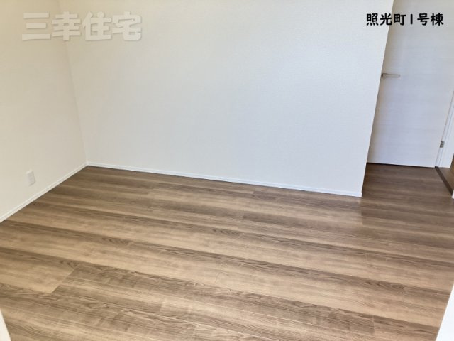 碧南市照光町の洋室|主寝室6.5帖