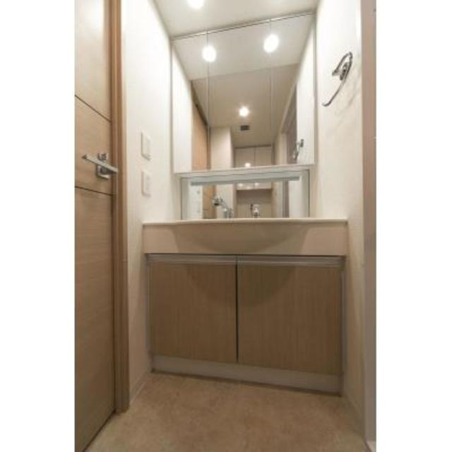 パークキューブ愛宕山タワーの洗面所|※写真は同タイプ住戸です。