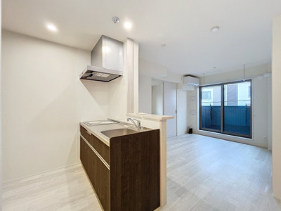 【居間・リビング】 | vere luna | ※同建物ほかのお部屋の写真です。