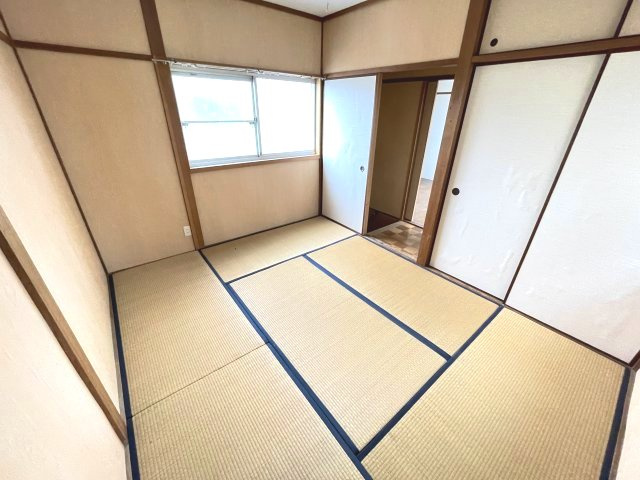 【寝室】 | 落ち着いて過ごせるお部屋なので、寝室にいかがでしょうか