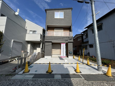 【外観】 | 蒲生本町未入居住宅 | 態様の恵みを感じる温もりあふれる空間です。閑静な住宅地で小さなお子様がいるご家族にも安心♪