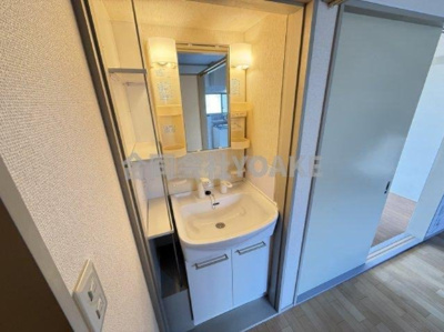 【洗面所】 | メゾンアピア | 別部屋の写真になります。現況優先