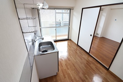 【居間・リビング】 | ブルーロンド