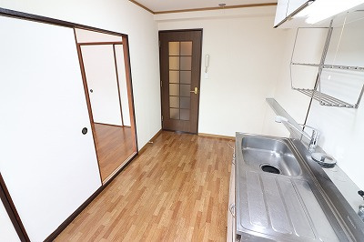 【洋室】 | ブルーロンド