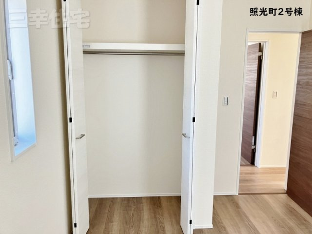 碧南市照光町の収納|キッチンと洗面室には床下を有効利用できる収納庫を設置しています。点検口も兼ねており、基礎の内部を点検することができます。