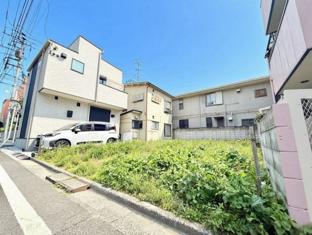 豊島区西池袋3丁目　建築条件無し売地の外観|2026.04.29撮影

現地ご見学希望・資料請求などお気軽にお問い合わせ下さい！
03-5990-5201