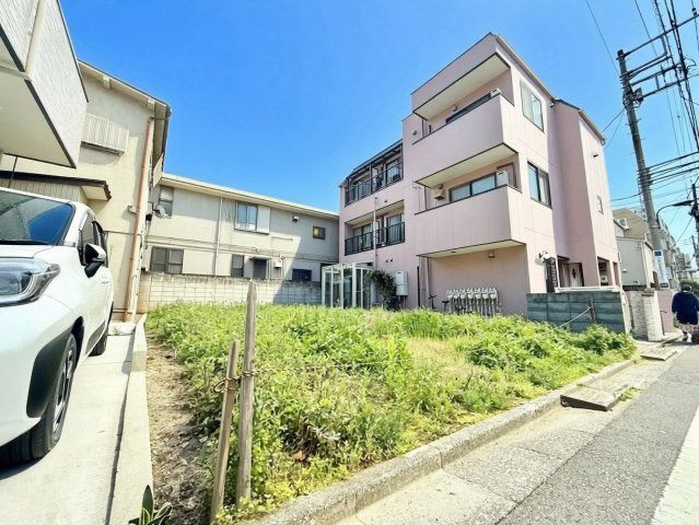 豊島区西池袋3丁目　建築条件無し売地の外観|2026.04.29撮影

現地ご見学希望・資料請求などお気軽にお問い合わせ下さい！
03-5990-5201