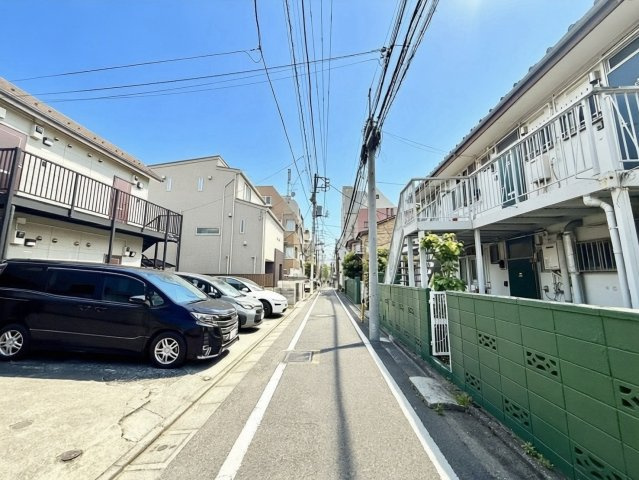 豊島区西池袋3丁目　建築条件無し売地の前面道路含む現地写真|2026.04.29撮影

現地ご見学希望・資料請求などお気軽にお問い合わせ下さい！
03-5990-5201