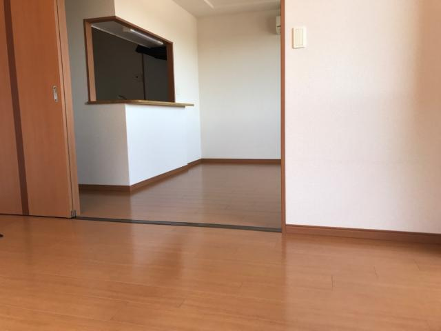 サニーレジデンスの内装|洋室