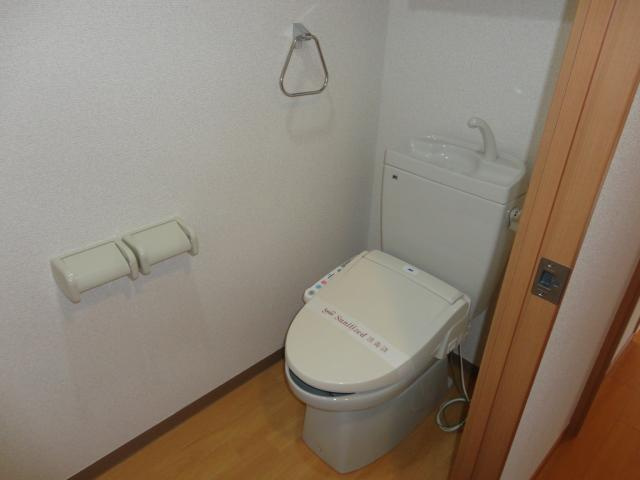 サニーレジデンスのトイレ|シャワー付トイレ