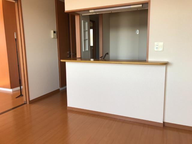 サニーレジデンスの居間・リビング|リビング