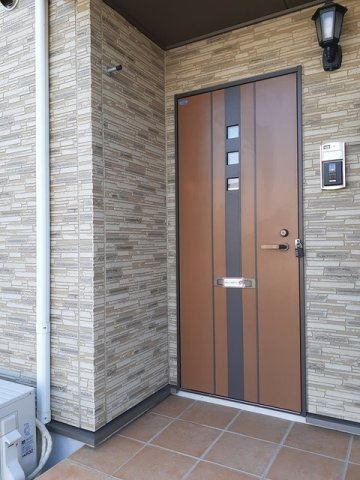 グランソレイユＢのエントランス