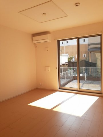 グランソレイユＢの内装