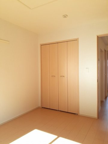 グランソレイユＢのその他