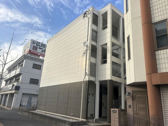 レオパレスＭａｅｈａｒａの外観