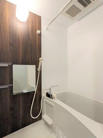 コルク本駒込の浴室