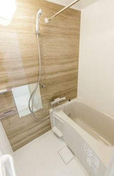 エフプレスト末広町の浴室
