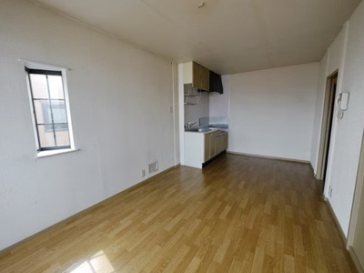 【居間・リビング】 | イーストユー | ゆったりとしたリビングです