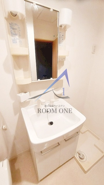 アイショウパルハウス東品川の洗面所|独立洗面台です。