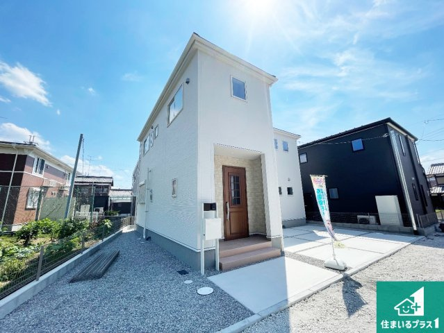 栗東市上鈎　第4期　新築一戸建ての外観|安心の10年保証！外観を美しく保ち、雨水で汚れを落とします！気になることがありましたら、お気軽にお問い合わせください！