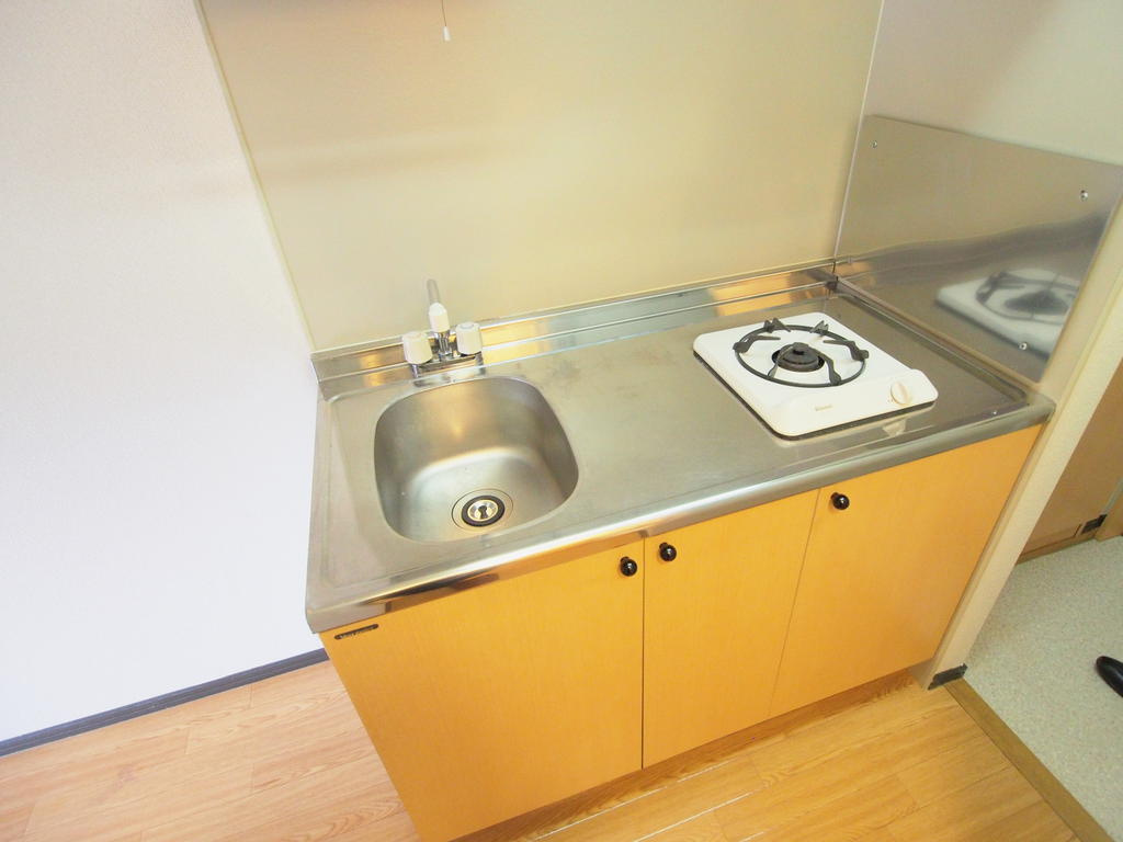 広島市安芸区矢野西４丁目のアパートのキッチン