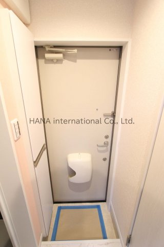   ユナイト保土ヶ谷ペトロフの玄関