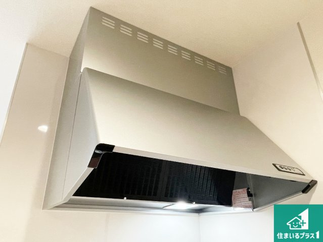 栗東市上鈎　第4期　新築一戸建ての設備|汚れにくいスロットフィルタでお手入れラクラク！ＬＥＤ照明付き！