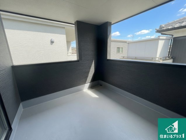 栗東市上鈎　第4期　新築一戸建てのバルコニー|急な雨でも安心のインナーバルコニー！