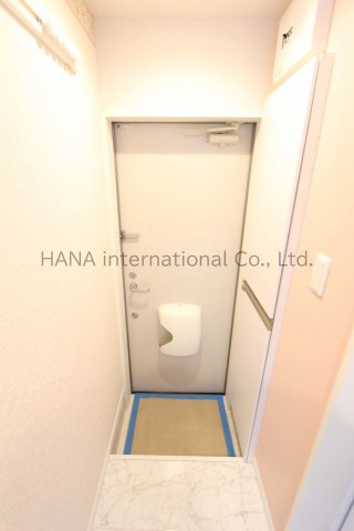 ユナイト三ツ沢ルプレールの杜の玄関|同シリーズ物件の参考写真です。