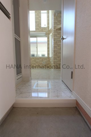 ユナイト根岸ホセカレーラスの玄関