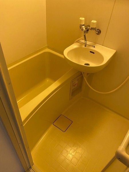 ブックB棟の浴室