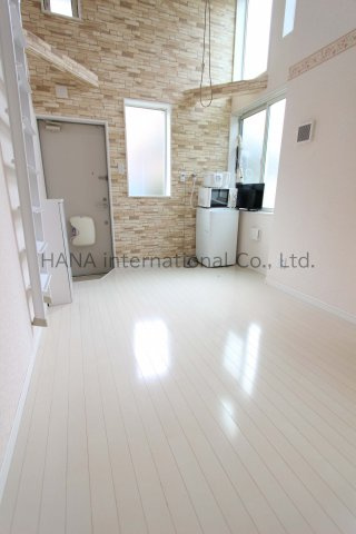 ボブラングレーの居間・リビング|同シリーズ物件の参考写真です。