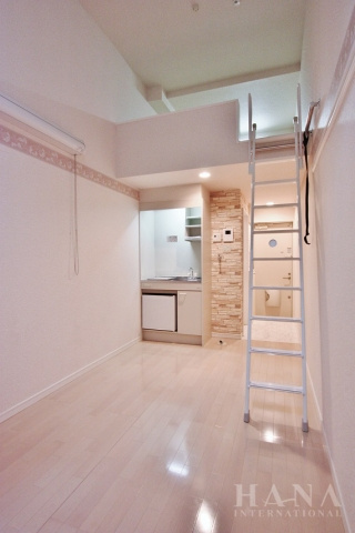 横浜市南区中村町４丁目のアパートの居間・リビング|同タイプ参考写真です。