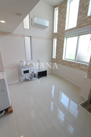 ユナイトハマーエスキベルの洋室