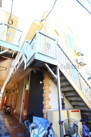 ユナイト上星川バーゼルの外観