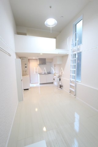 ユナイト末吉ミネストローネの居間・リビング